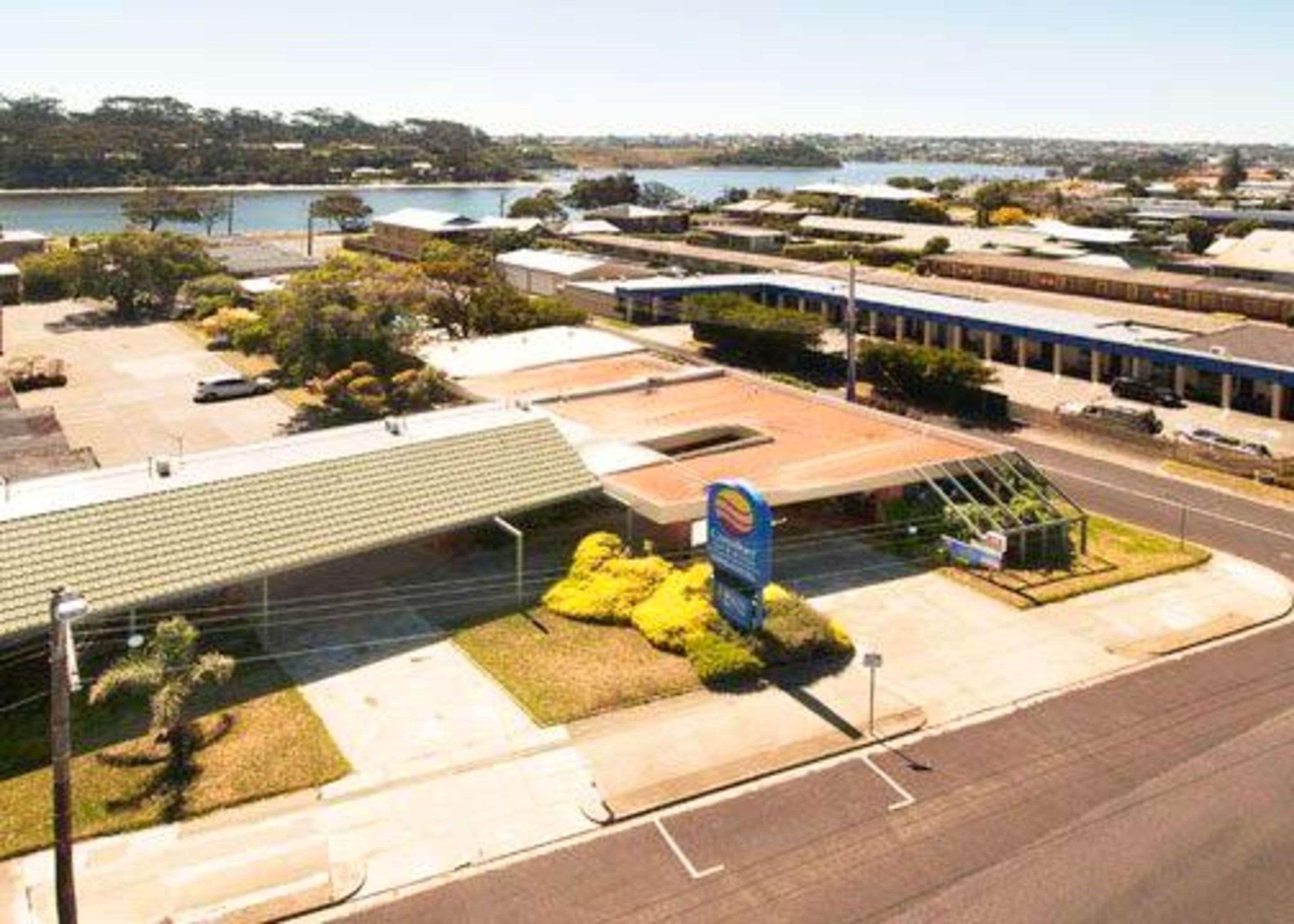 Comfort Inn&Suites Lakes Entrance Extérieur photo